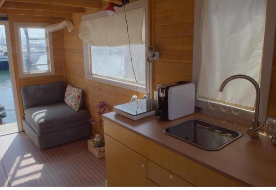 فندق Houseboat Sardinia ألغيرو المظهر الخارجي الصورة