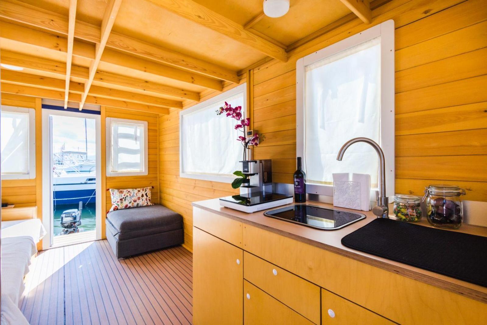 فندق Houseboat Sardinia ألغيرو المظهر الخارجي الصورة